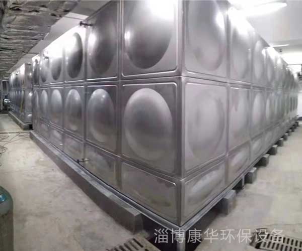 304不銹鋼水箱、不銹鋼板水箱